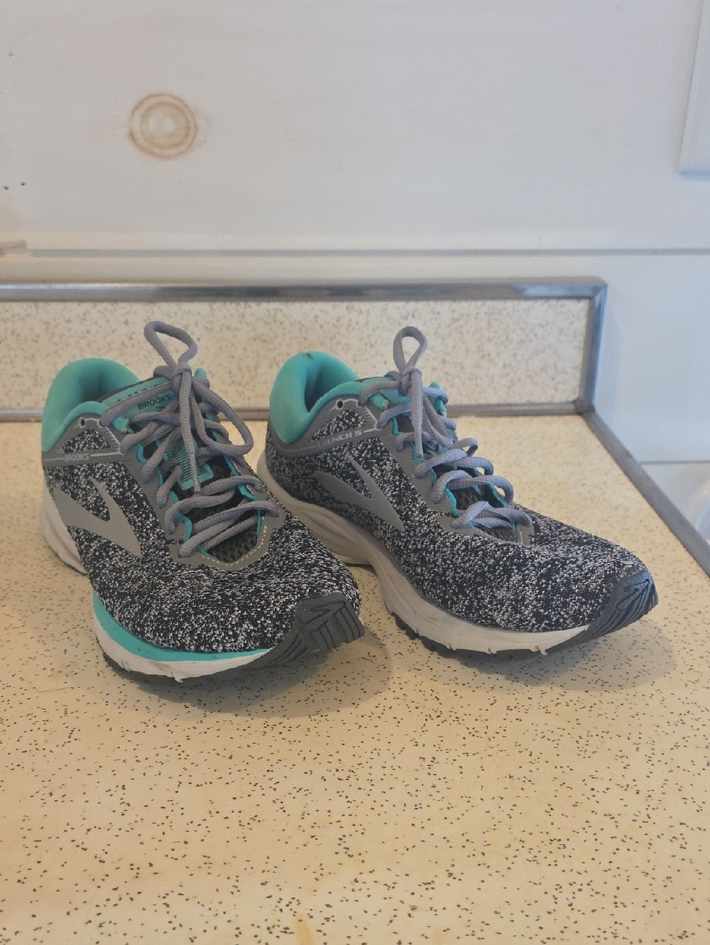 Brooks Women's Launch 5 Running Shoes Gray Teal‎ 9.5 - Picture 2 of 11